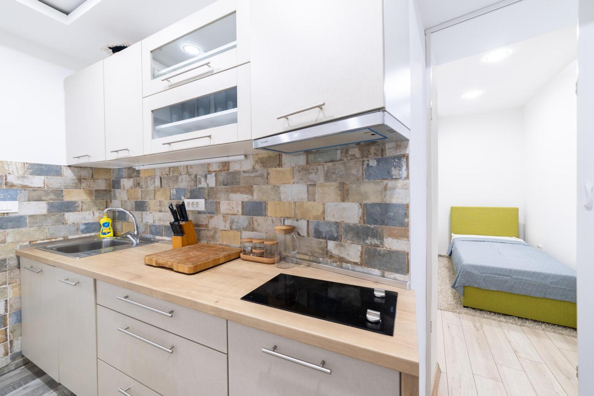 Old Town Colorful Two-Bedroom Apartment SJJ Exterior photo